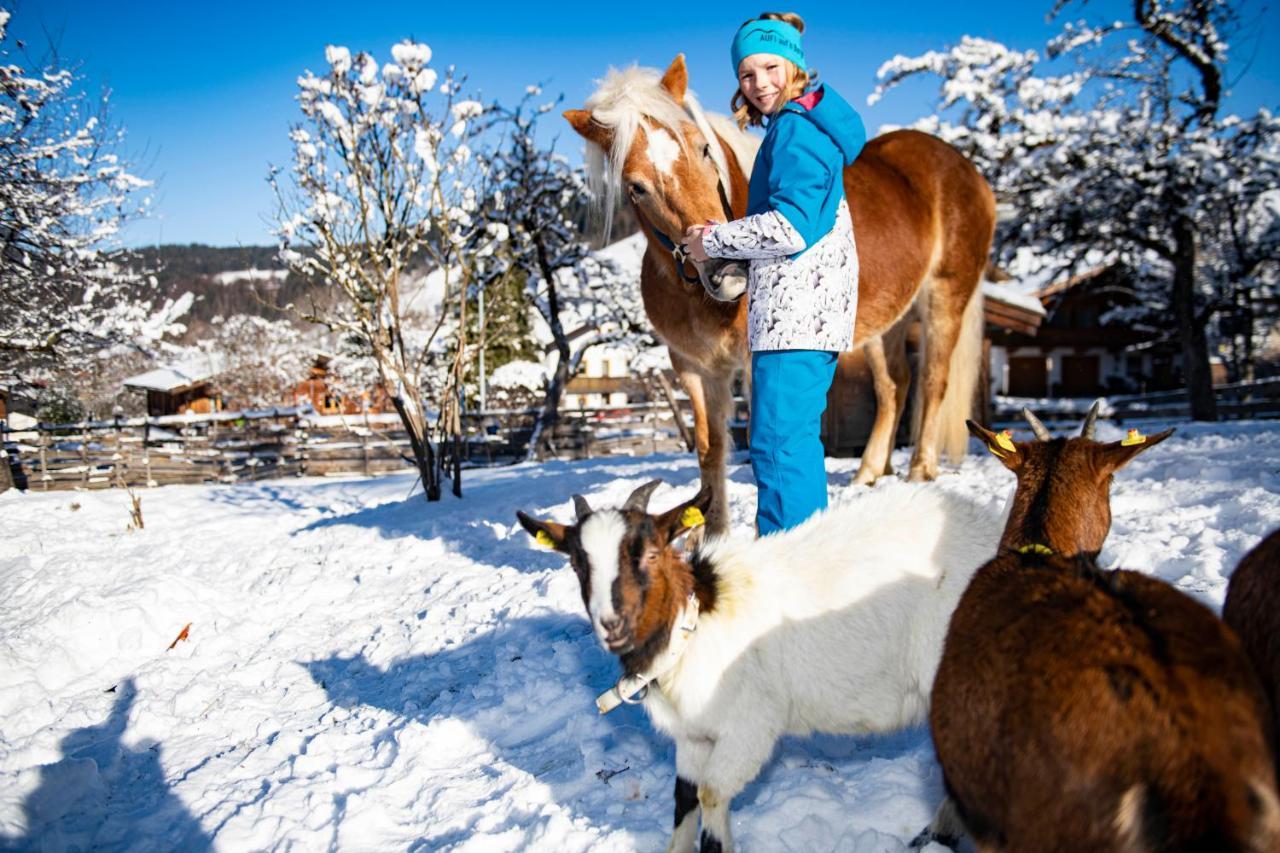 Hartlhof Urlaub Am Baby- Und Kinderbauernhof Нідерау Екстер'єр фото